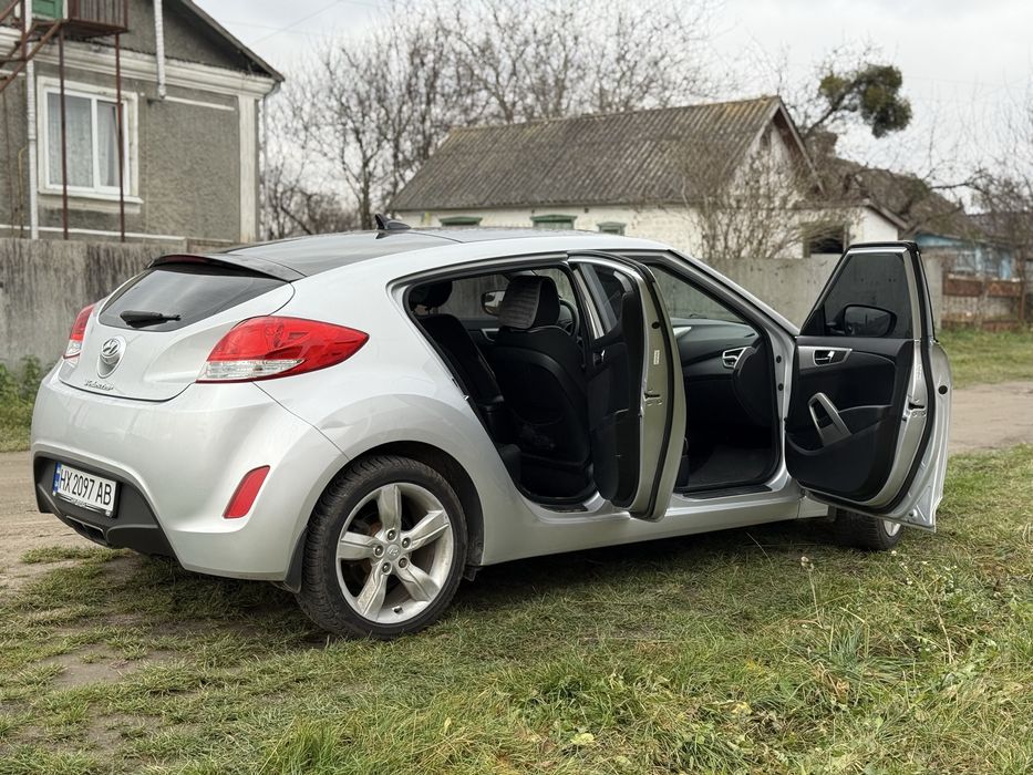 Hyundai Veloster 1.6 Автомат 2014 рік