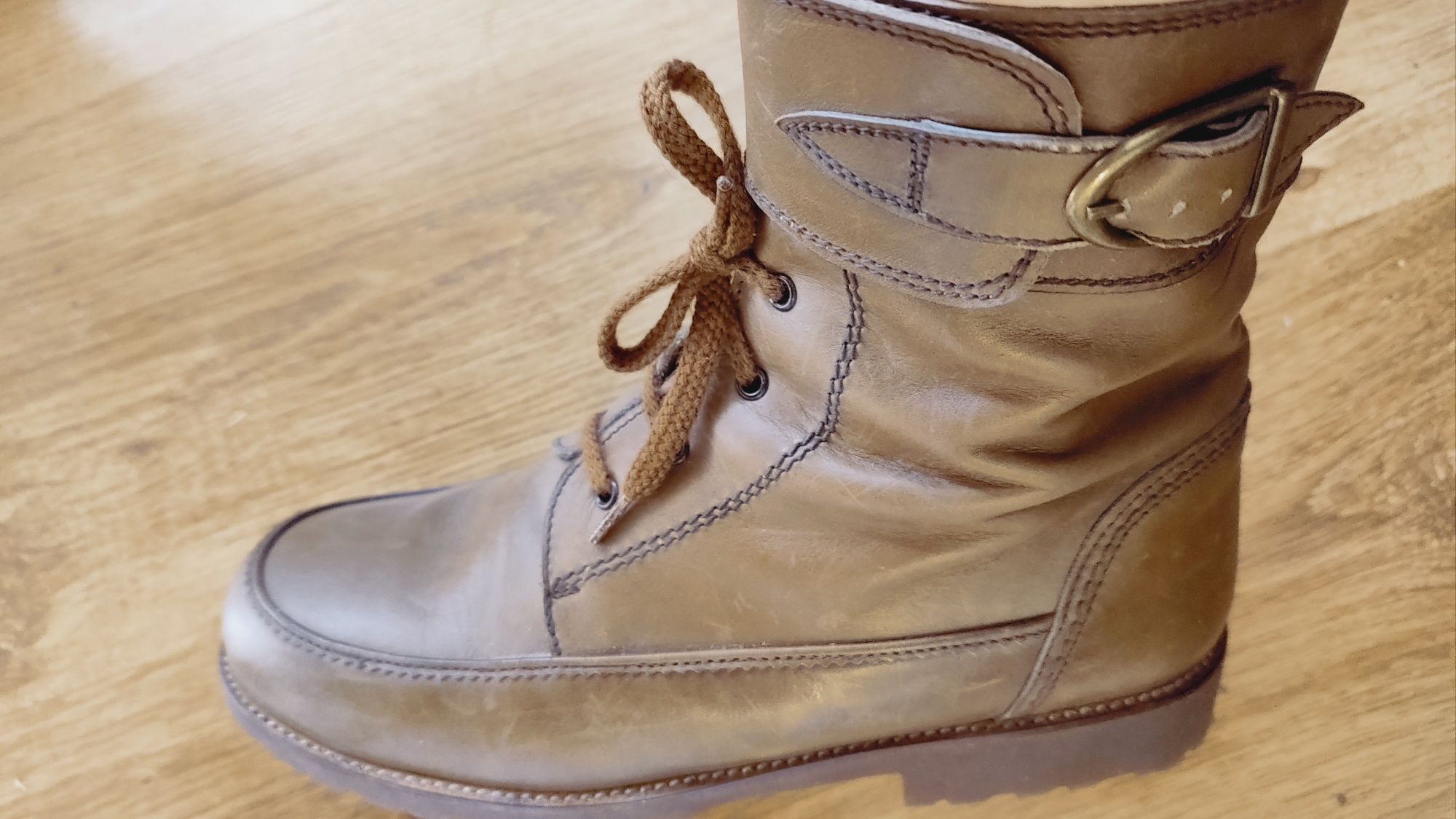 Buty włoskie, sztyblety z miękkiej skórki oliwkowy brąz