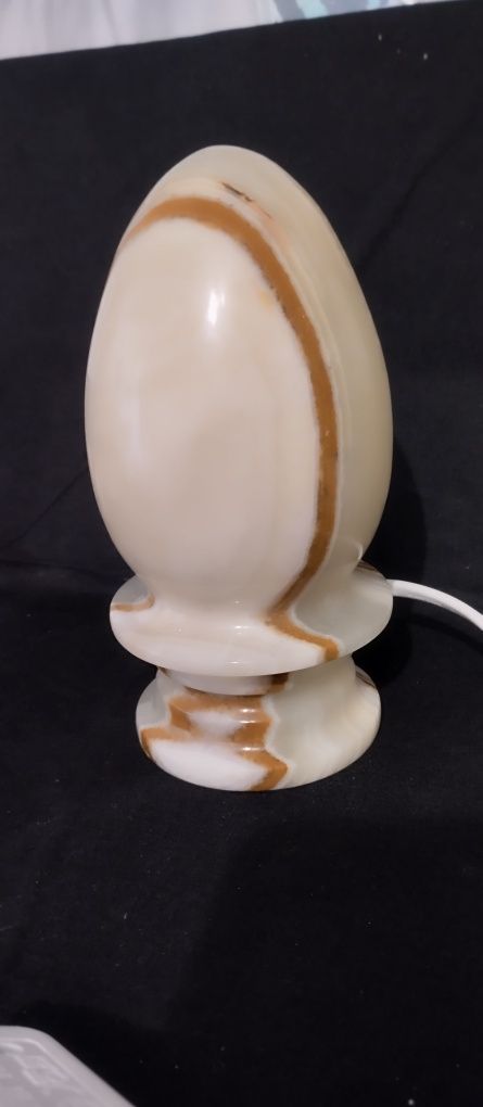 Lampa stołowa . Onyx.