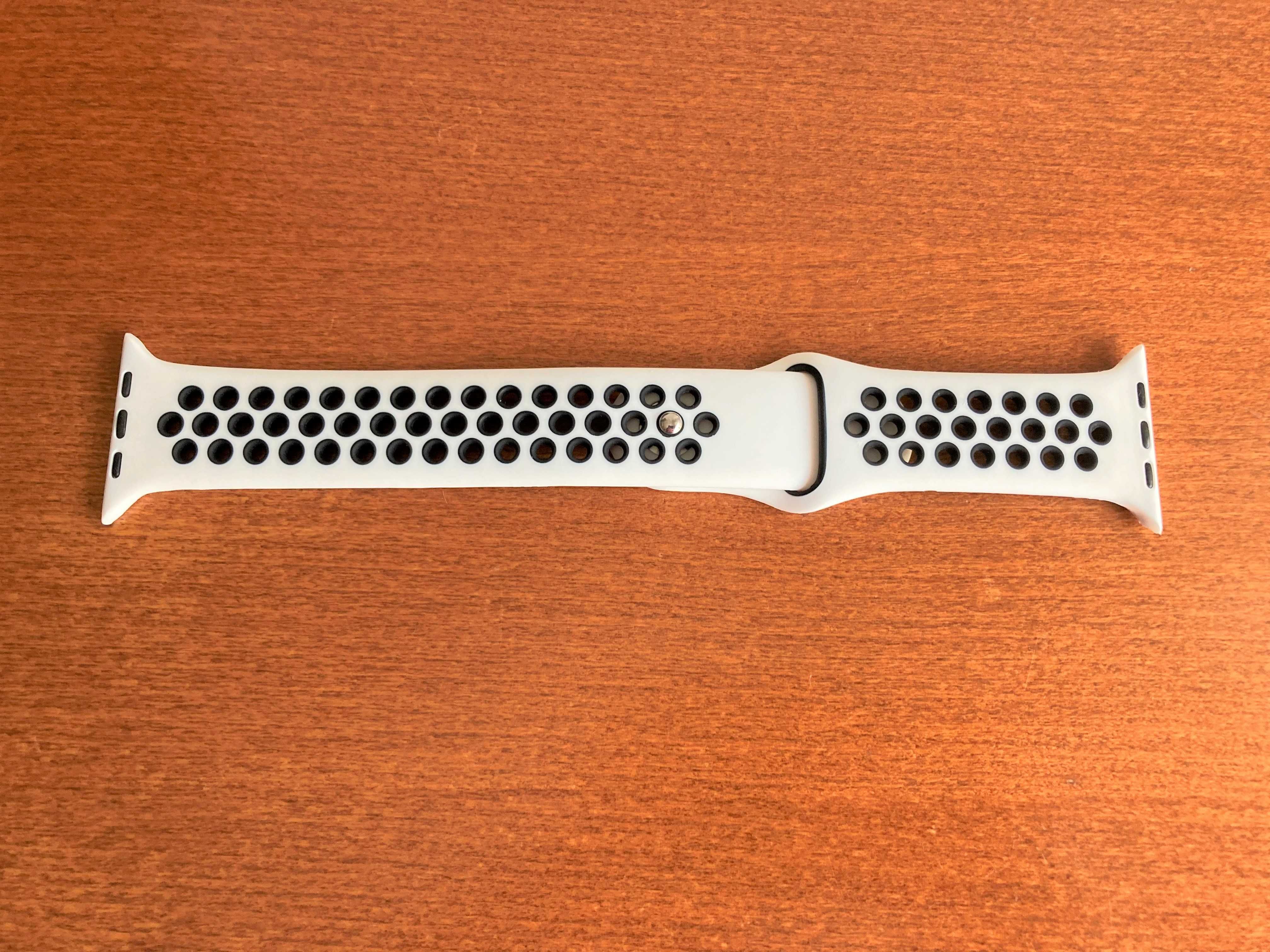 Bracelete/pulseira Desportiva de cor preto e branco para Apple Watch