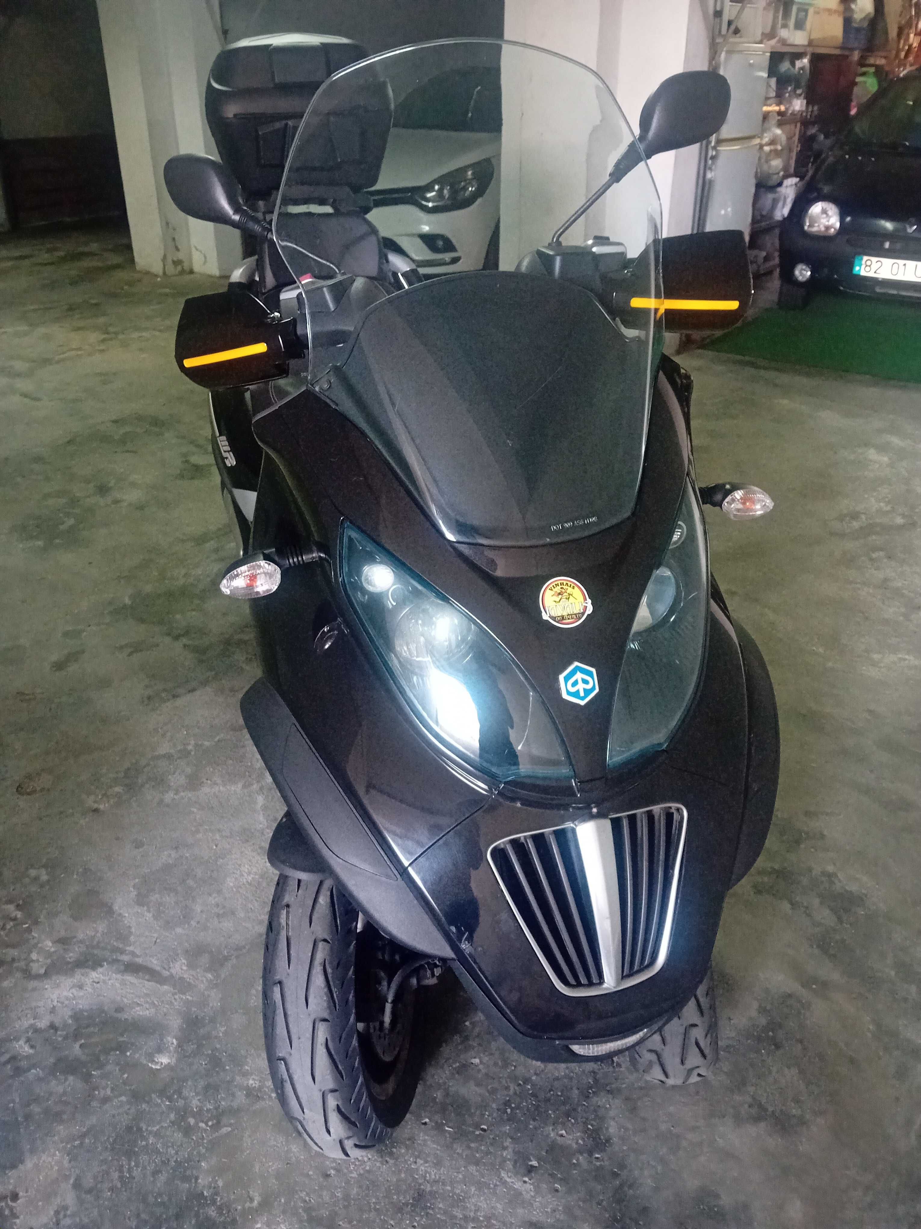 PIAGGIO  MP3 250 LT  ie , Impecavél