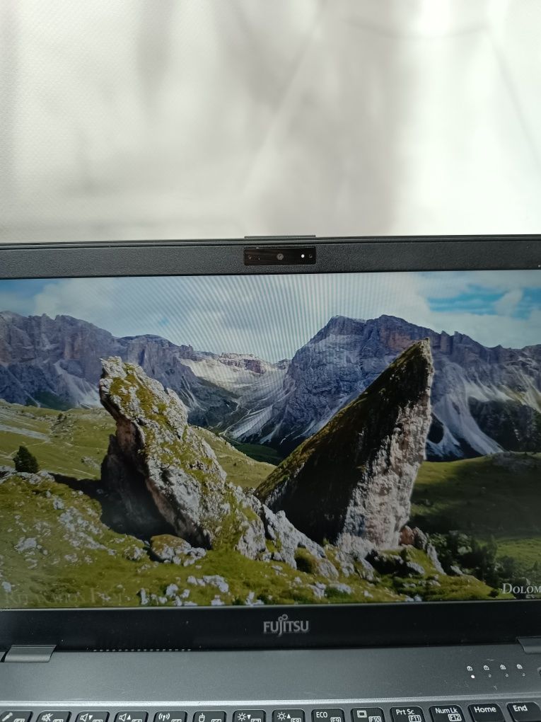 Ноутбук Fujitsu LIFEBOOK U938/i5-8250U/8 GB/256 GB/13.3" Full HD