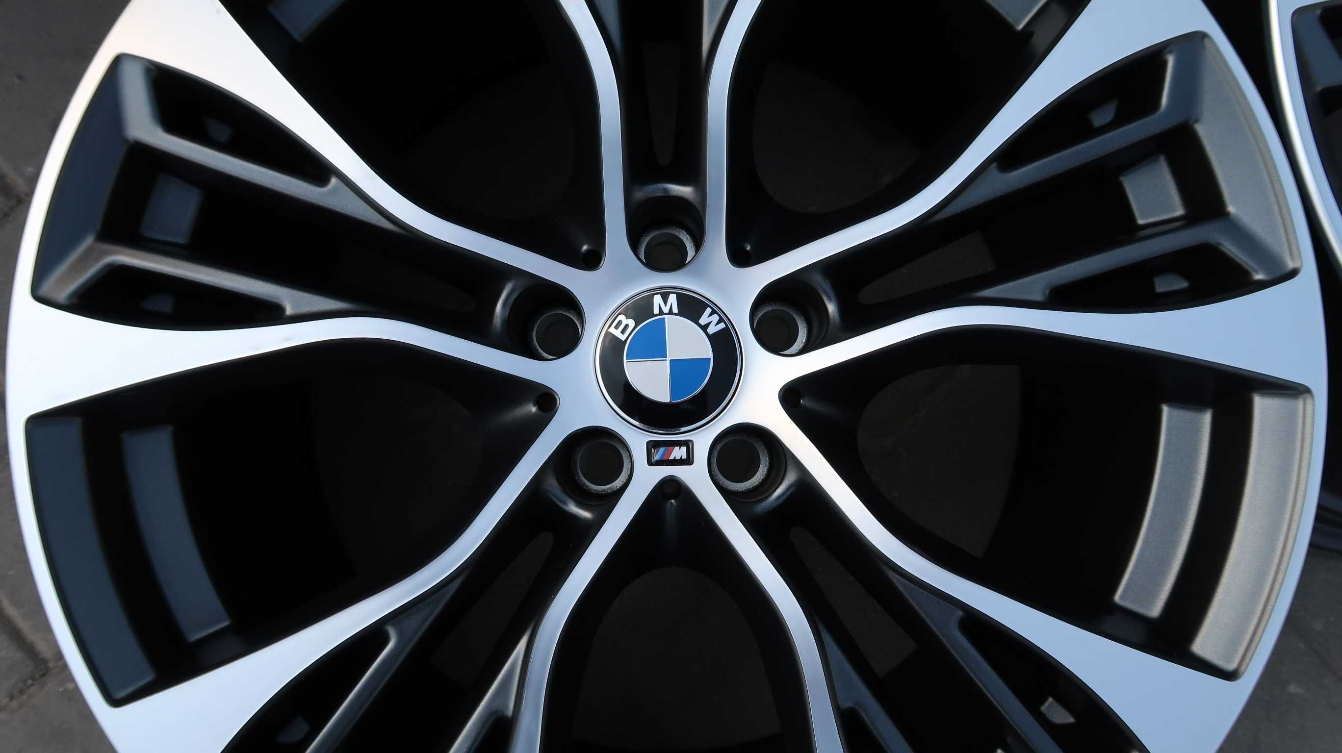 Felgi BMW X5 X6 F15 F16 21'' NOWE!!! M550D