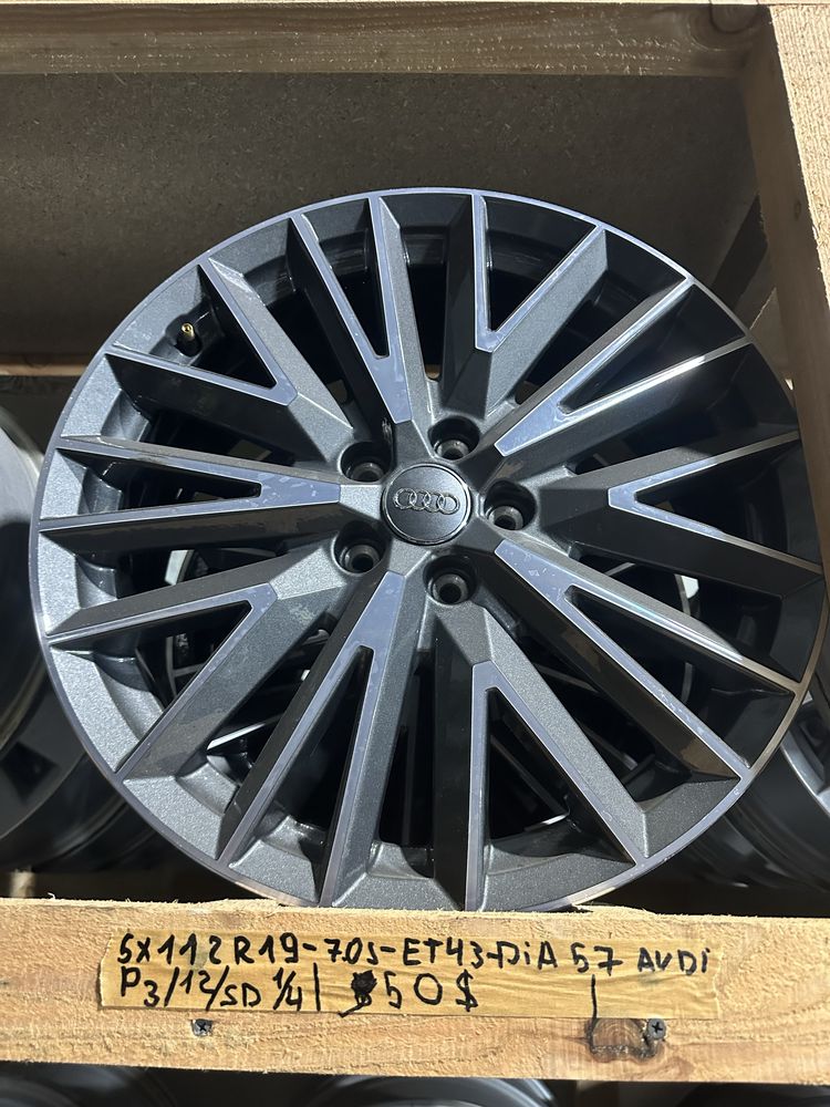 Диски Audi 5x112R19 /7.0jet43Dia57