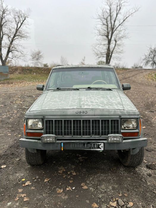 Jeep cherokee універсал