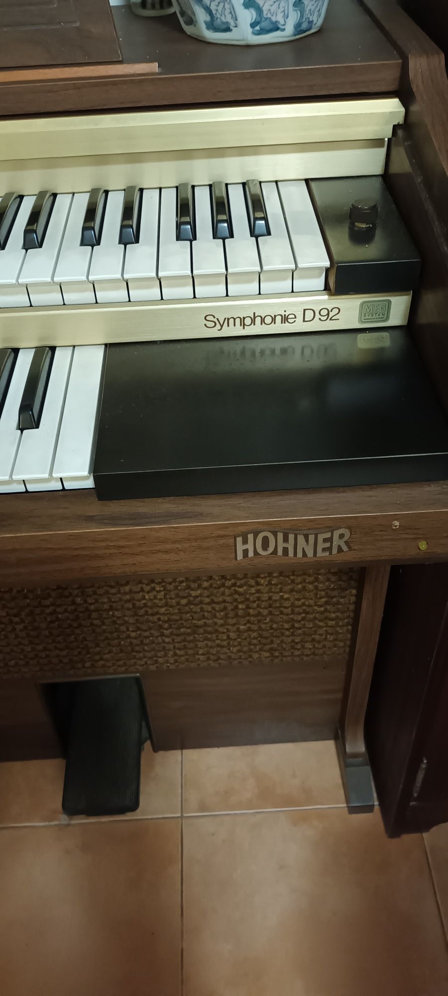 Hohner Symphonie D92