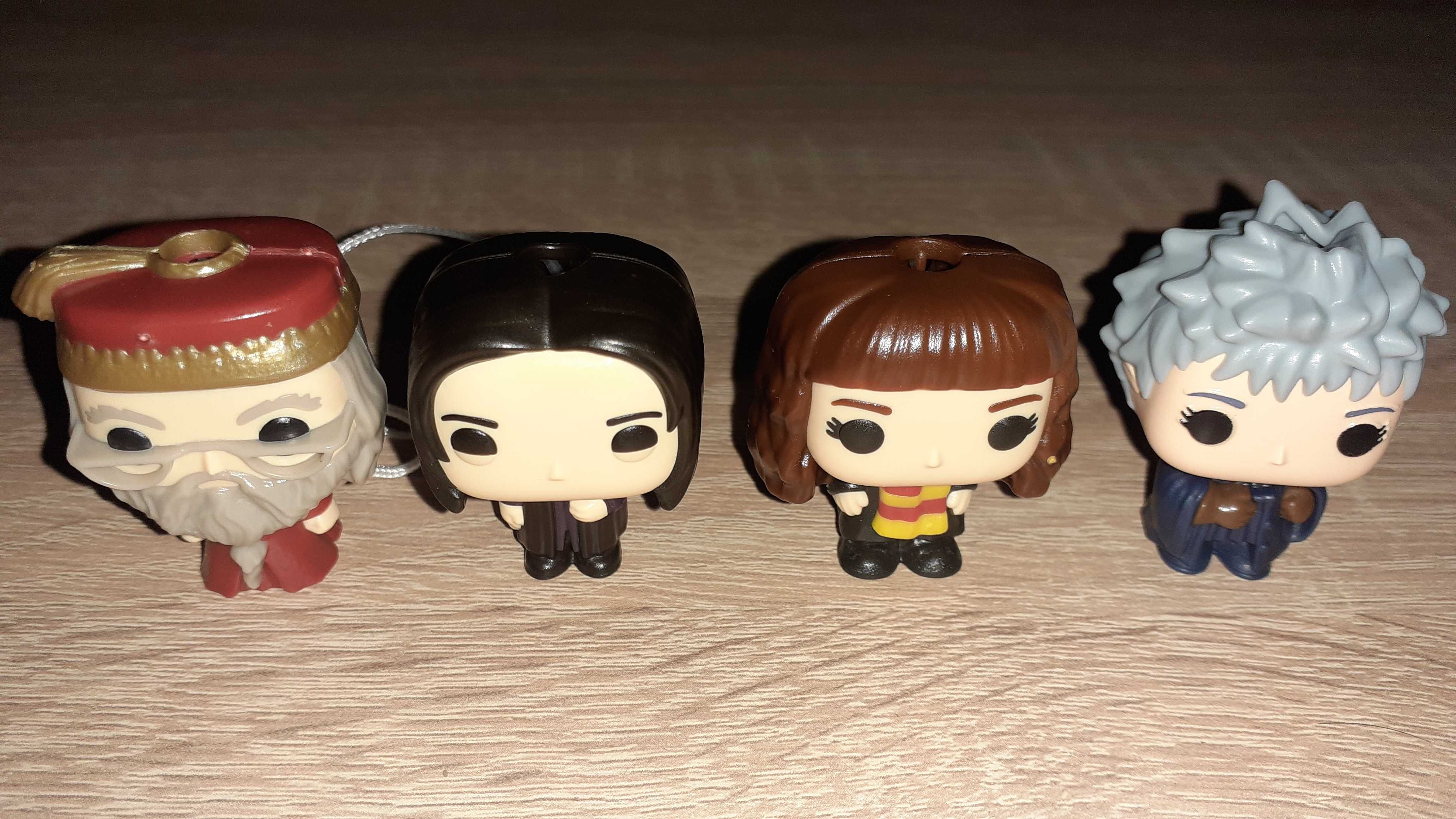 Zestaw 4 figurki Kinder Joy Quidditch - Snape Dumbledor Hermiona Hooch