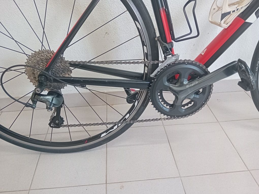 Bicicleta estrada Cube attain race 58/XL