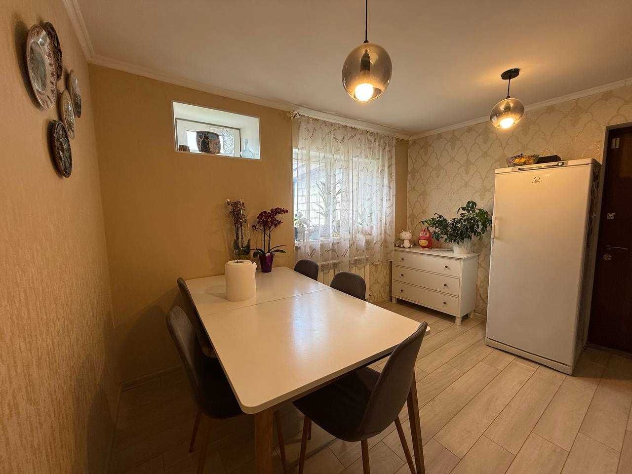 Продаж будинку з ремонтом, 3 кімнати, 16 соток. Держ. програми-ТАК.
