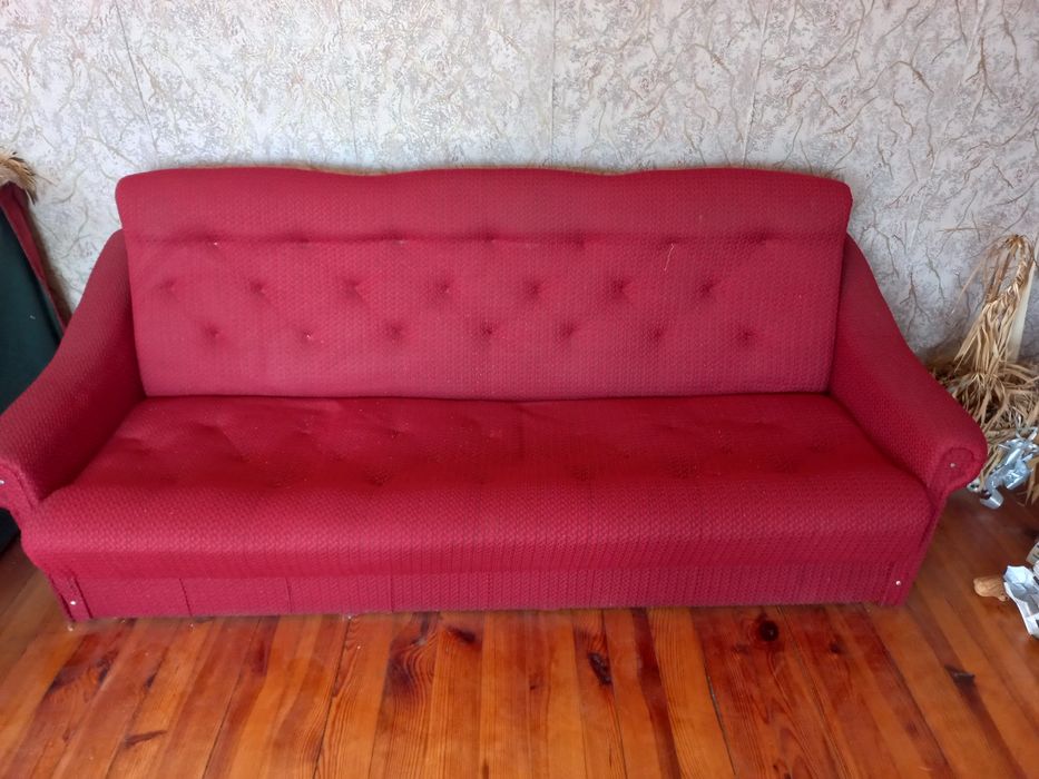 Łóżko kanapa sofa dwuosobowa rozkładana z funkcją spania bordowa