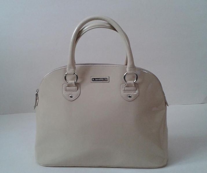 MANGO lakierowana torebka nowa nude kuferek shopper