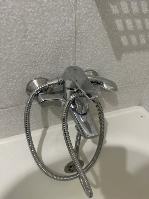 Torneira misturadora de casa de banho