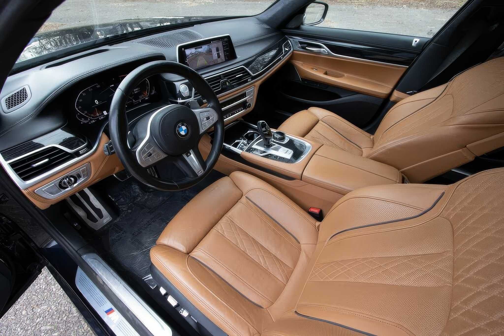 2021 BMW 750i xDrive
