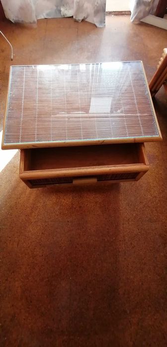 Bambú = Cama + Toucador + Cadeira + Mesa Cabeçeira + Espelho + Estante