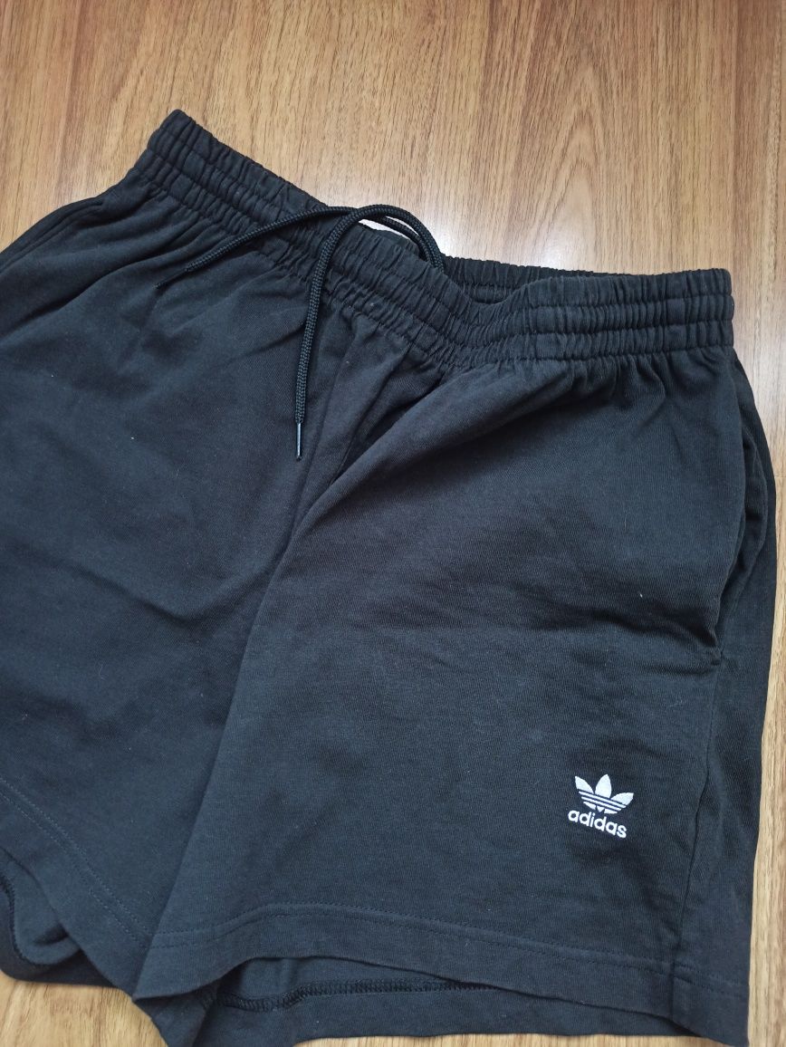 Шорти чоловічі adidas