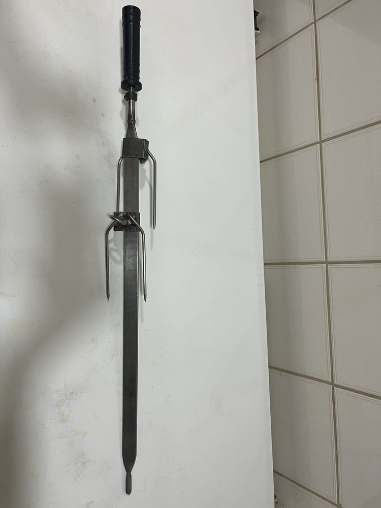 Máquina de assar frangos/ leitões FreiBol