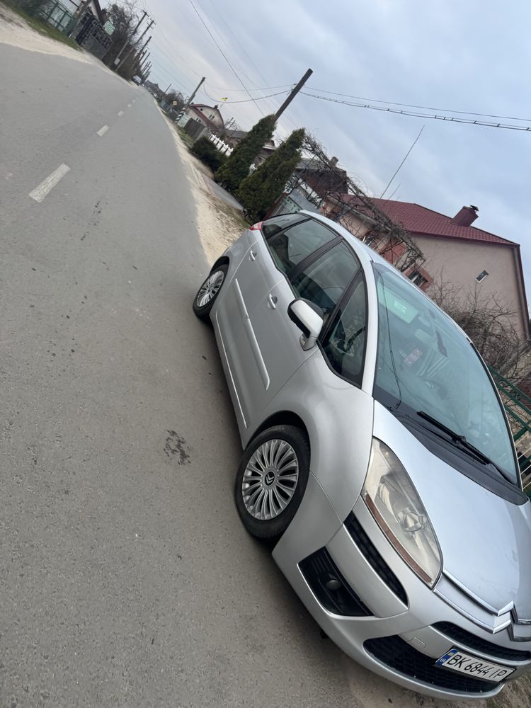 Продам авто в хорошом стані