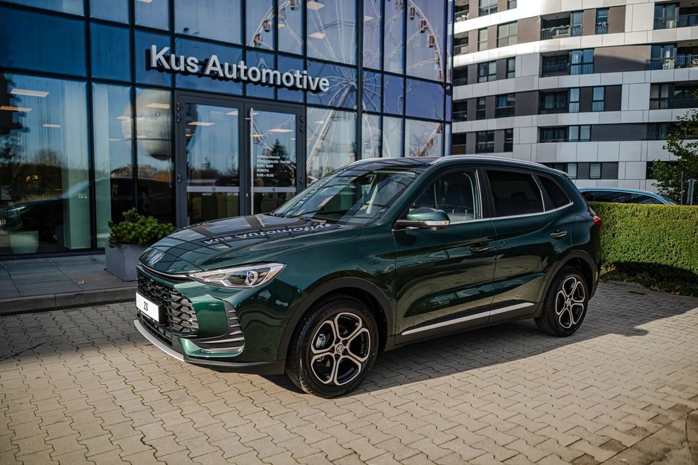 MG ZS Najbogatsza Benzyna EXCITE 2025r OD RĘKI!