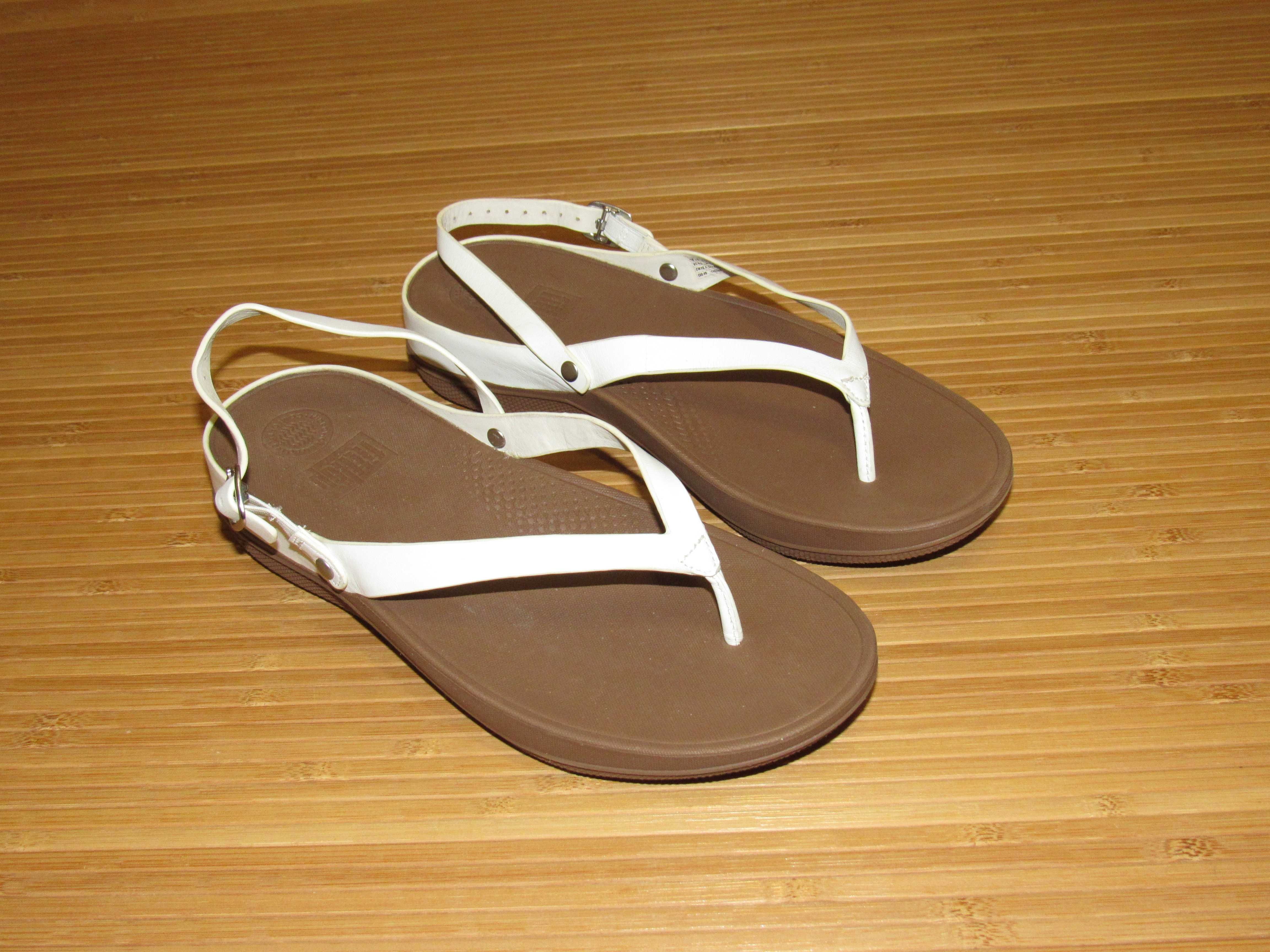 Шкіряні сандалі Fitflop Urban White; EUR-40; ус-ка: 25,4см