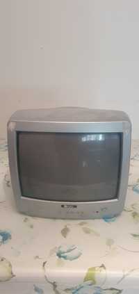 Televisor pequeno