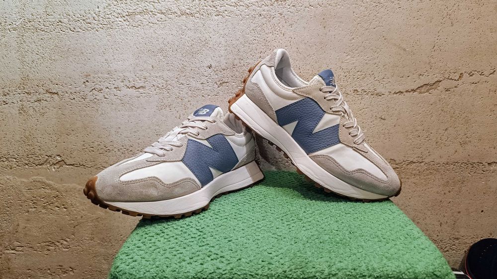NEW BALANCE 327 r.38,5 stan bardzo dobry
