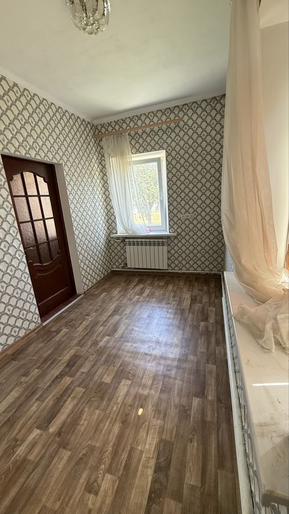 Продам будинок у Таромському з ремонтом, район АТБ