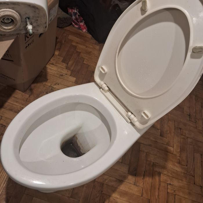 Продам унитаз б/у