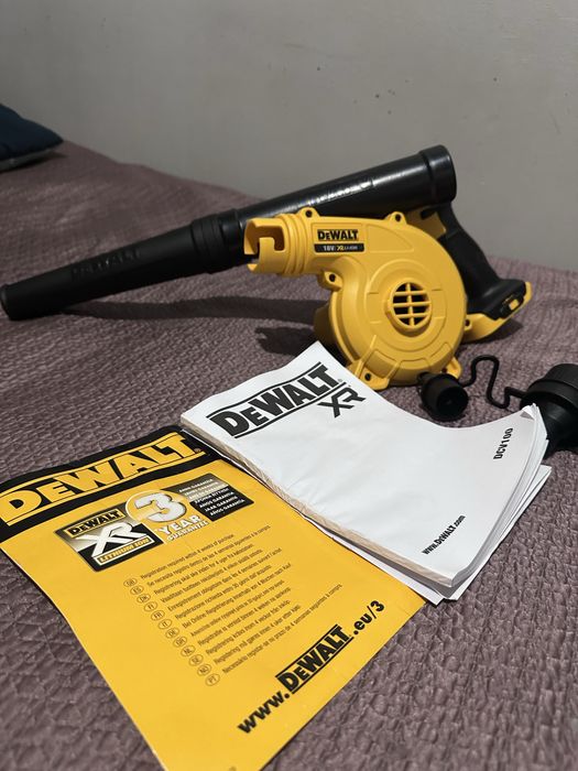 DeWalt XR DCV100
