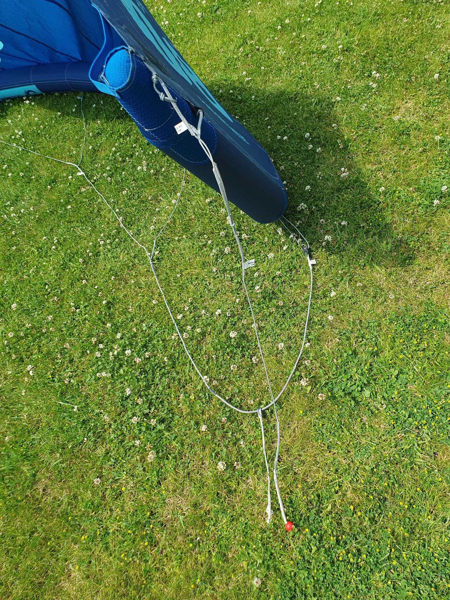 latawiec f-one 8m XV zakupiony w 2023 z barem 38-45 cm jak nowy