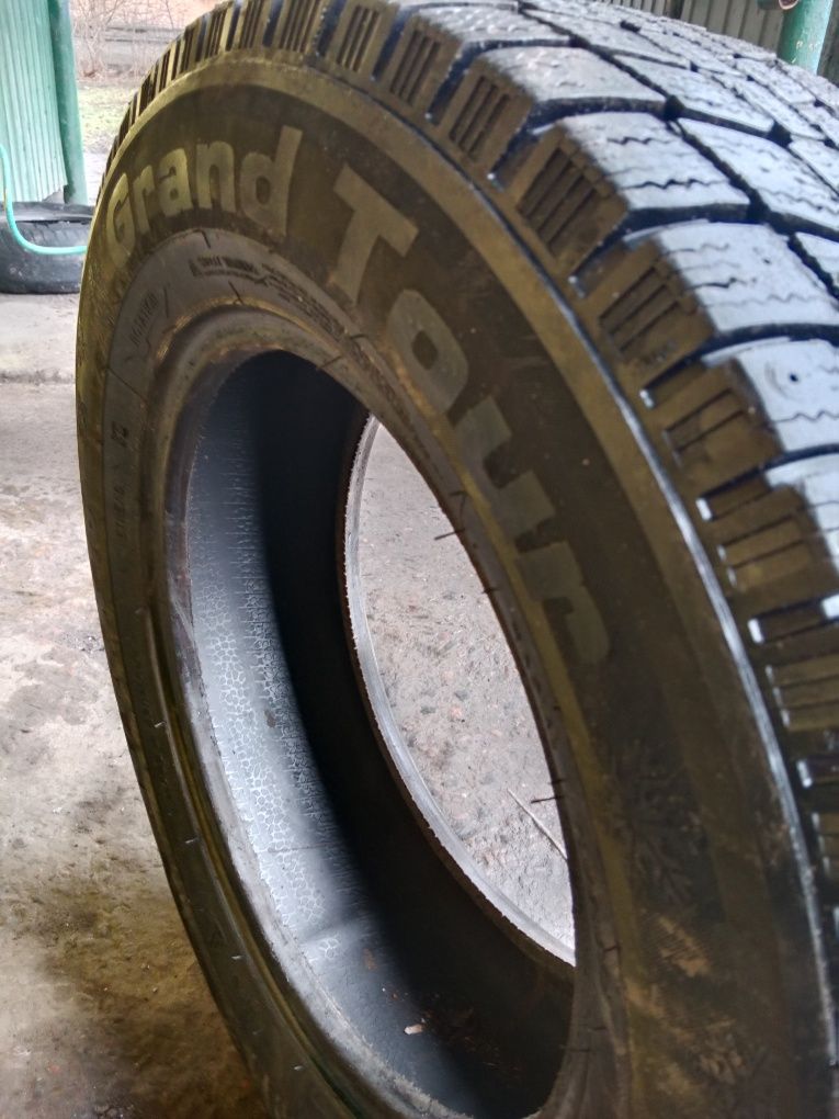 Продам резину GRAND TOUR 215/65 r 16 С
Grand tour Snow Ma