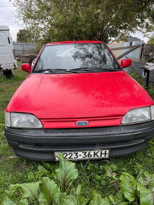 Форд ескорд 1992