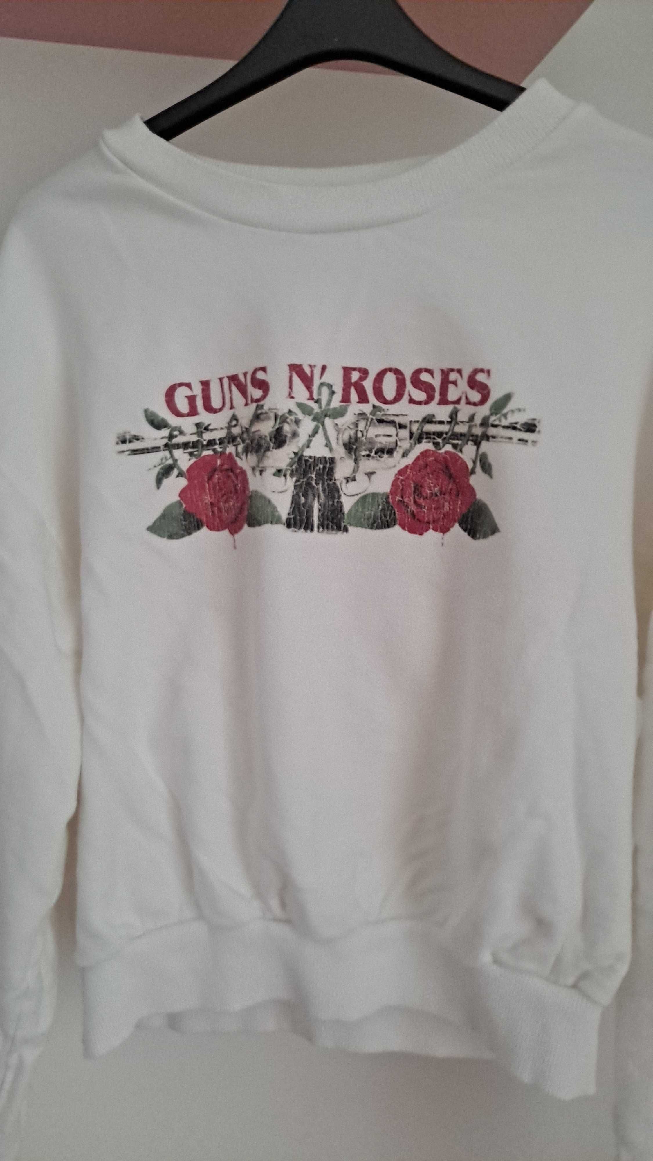 Sweatshirt Bershka Guns n' Roses Tam. L (COMO NOVA)