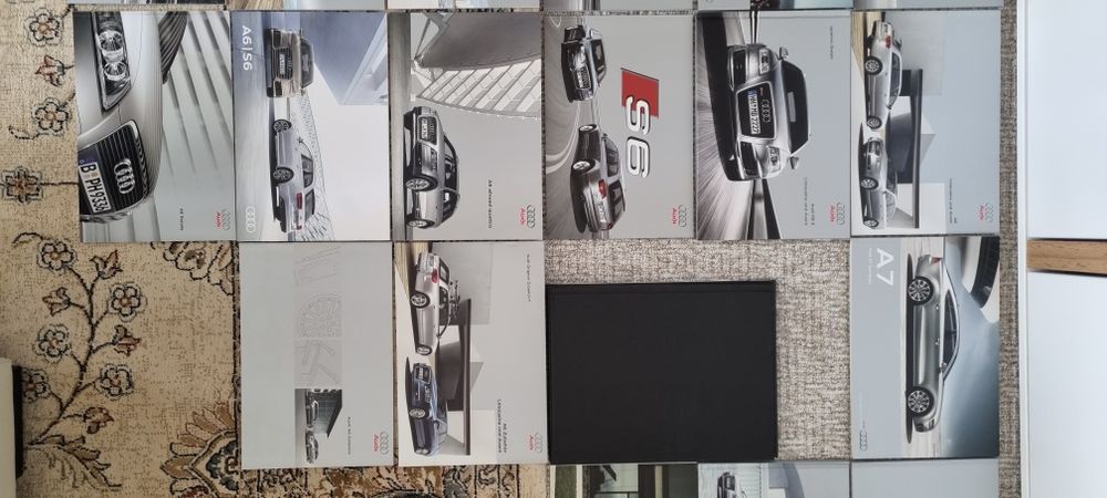 Prospekt BMW i8, na innej Audi Q7, A8, A6, Q5, BMW 8, 7, 5 ...