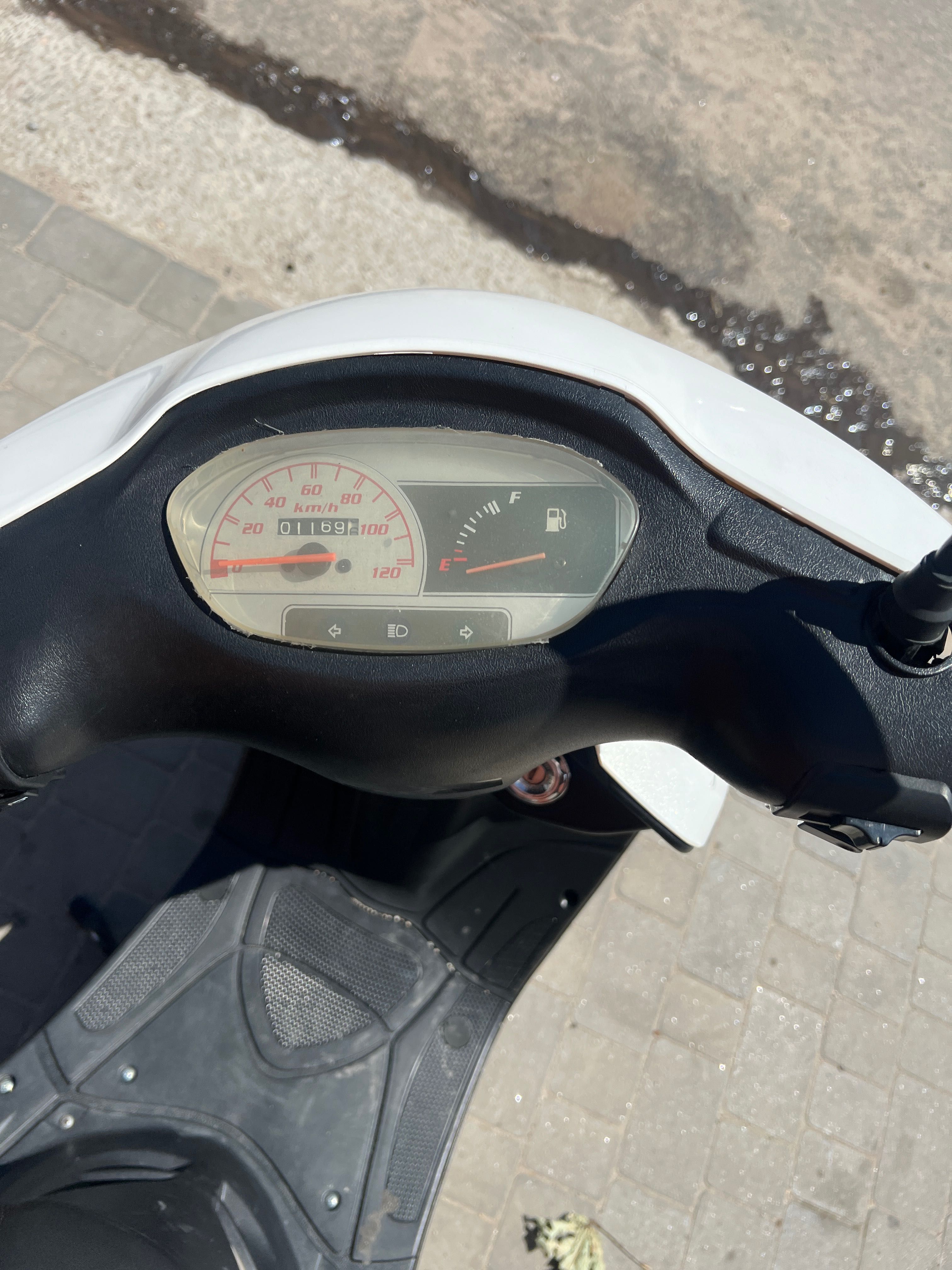 Скутер spark 125