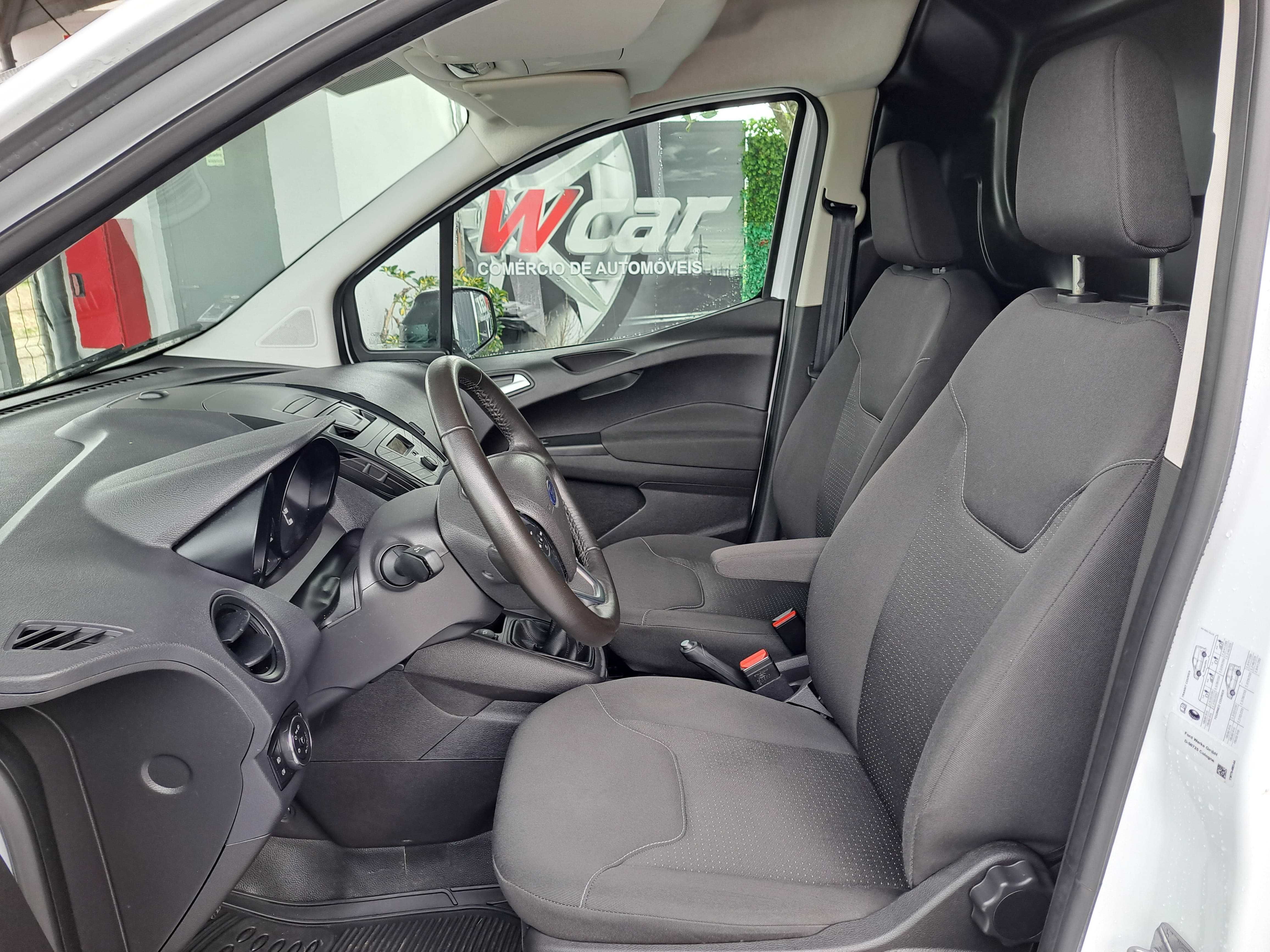 Ford Transit Courier 1.5 TDCi Trend IVA DEDUTÍVEL