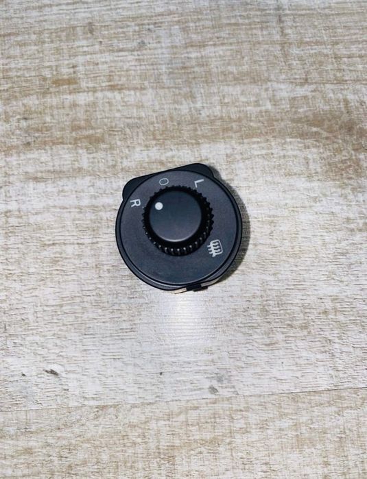 Джойстик регулятор дзеркал skoda octavia 2 a5 вантажівок