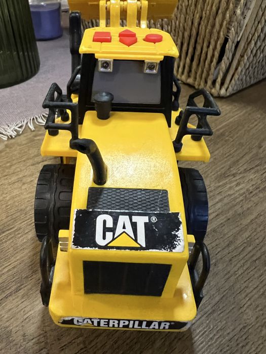 Машинка трактор з ковшем Cat