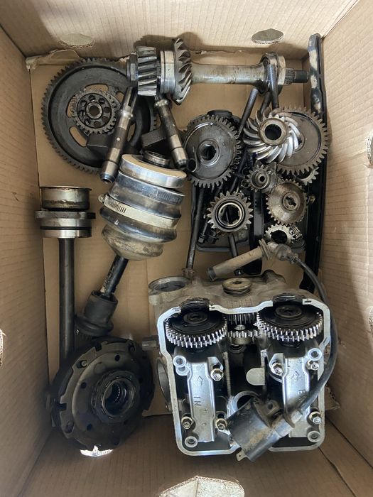 Głowica skrzynia biegów wałek wał tryby suzuki kingquad 750 700