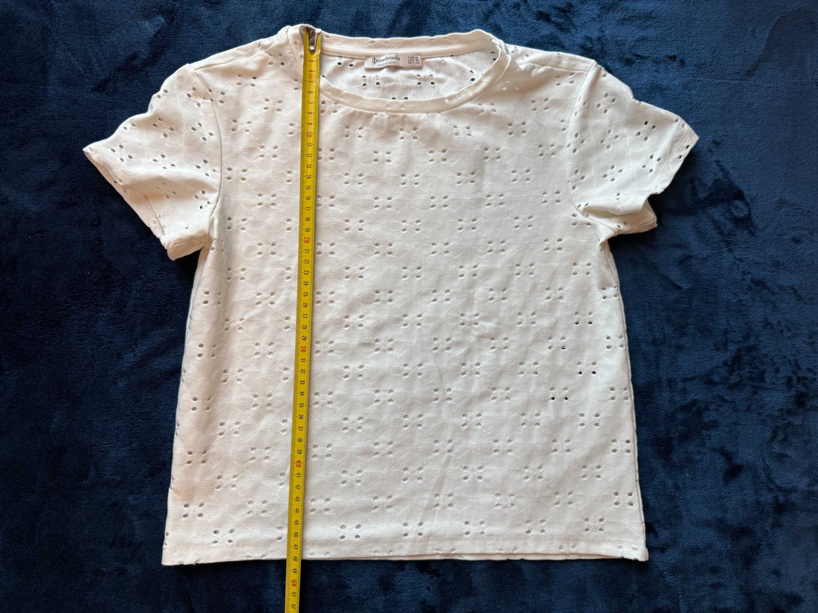 Oryginalny biały t-shirt Stradivarius r. M