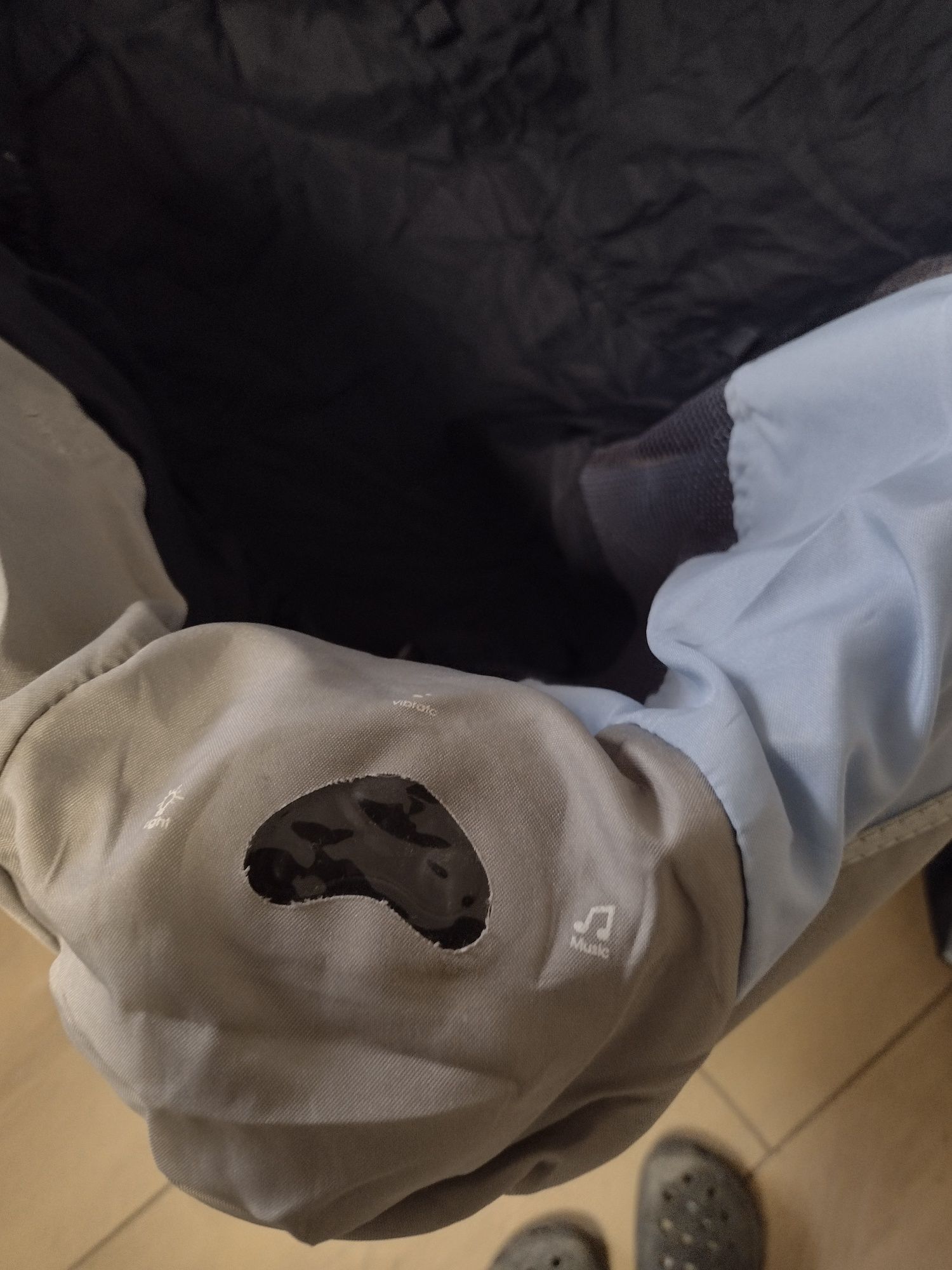 Łóżeczko turystyczne przewijak baby design dwupoziomowe grające