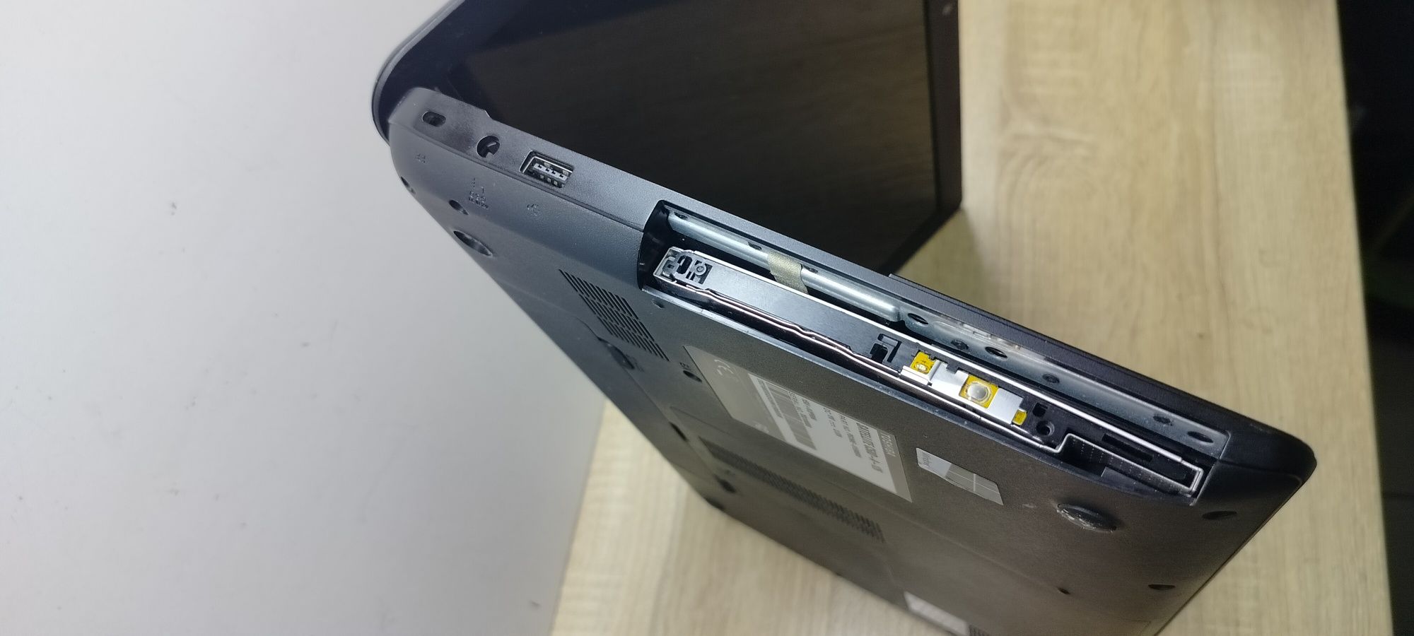 Ноутбук Toshiba c50d