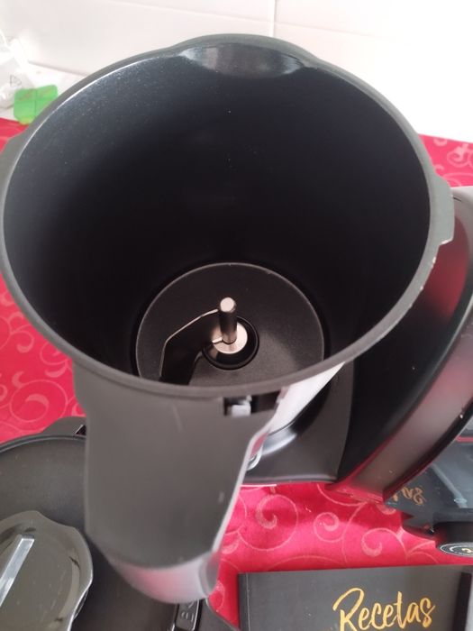 Robot Cecotec Mambo 9590