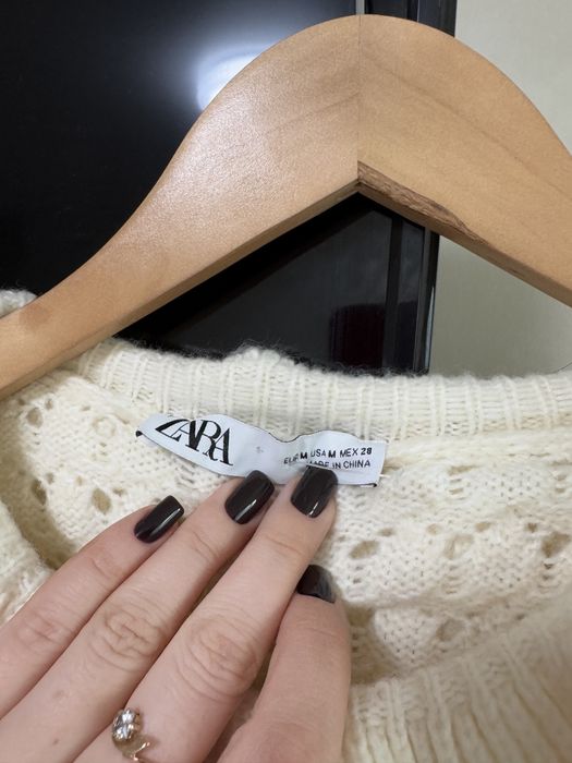 светр ажурний zara