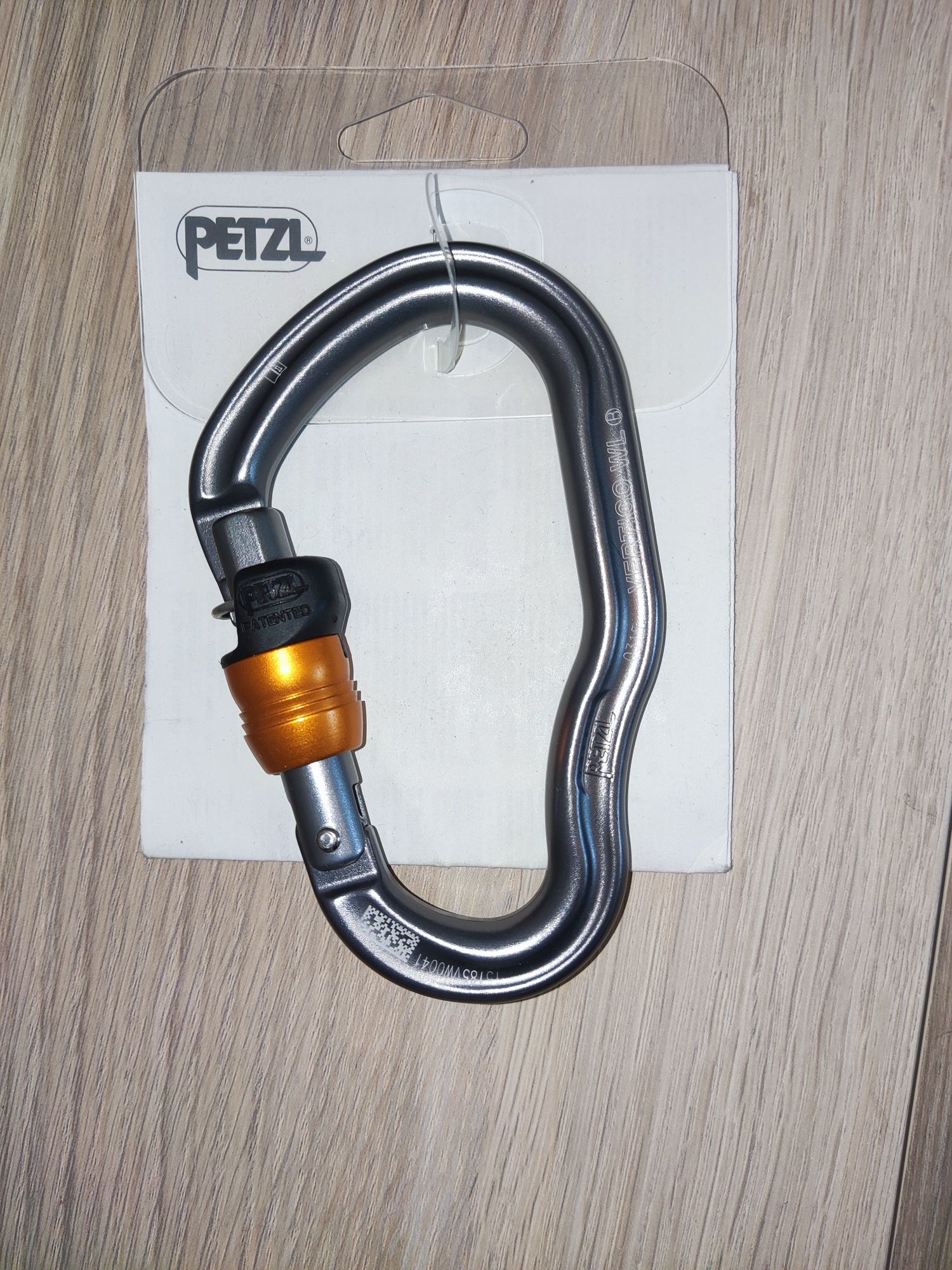 Mosquetões Petzl/ Kong