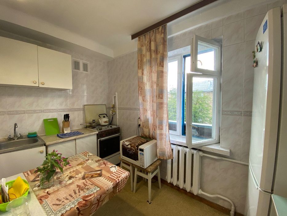 Двокімнатна, вулиця Перемишльська 10, Виноградар