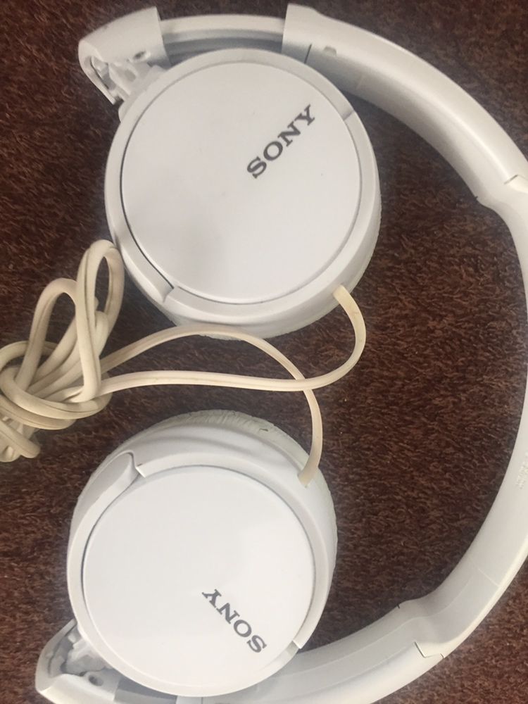 Sluchawki przewodowe Sony