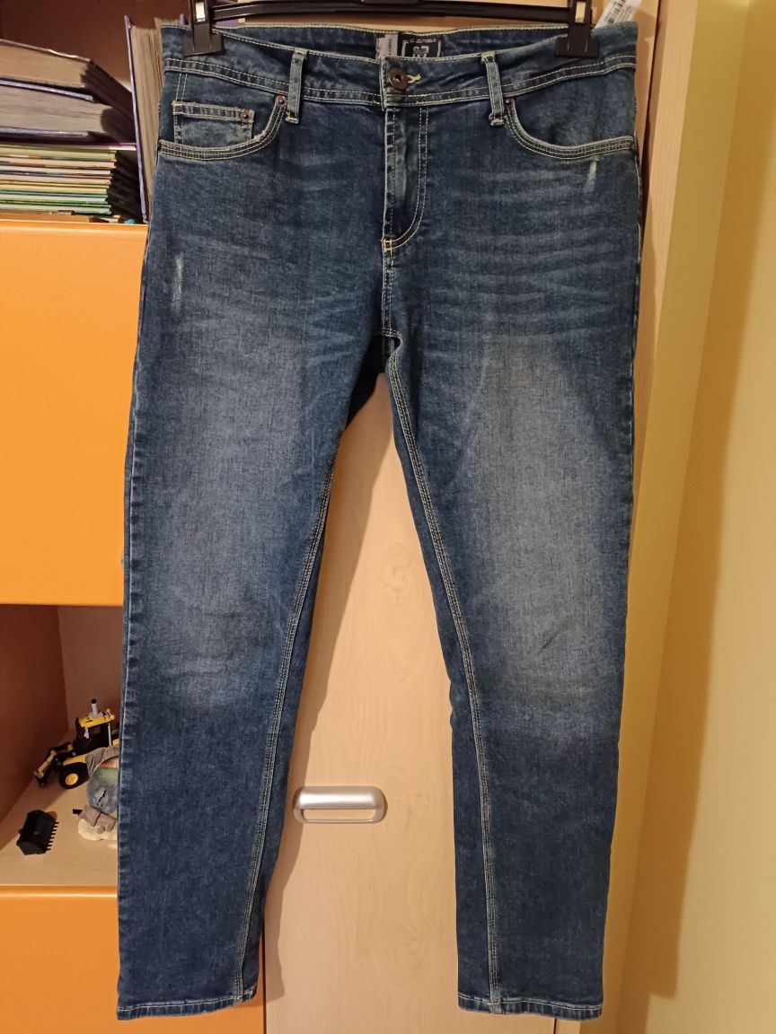 Spodnie jeans 87 32/32