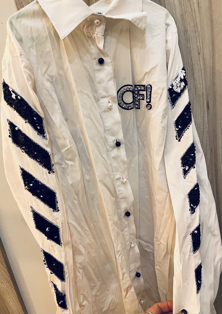 Firmowa koszula biala z czarnymi cekinami L Off- White