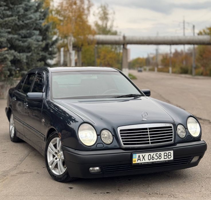 Mersedes-bens e210 2.8 gas