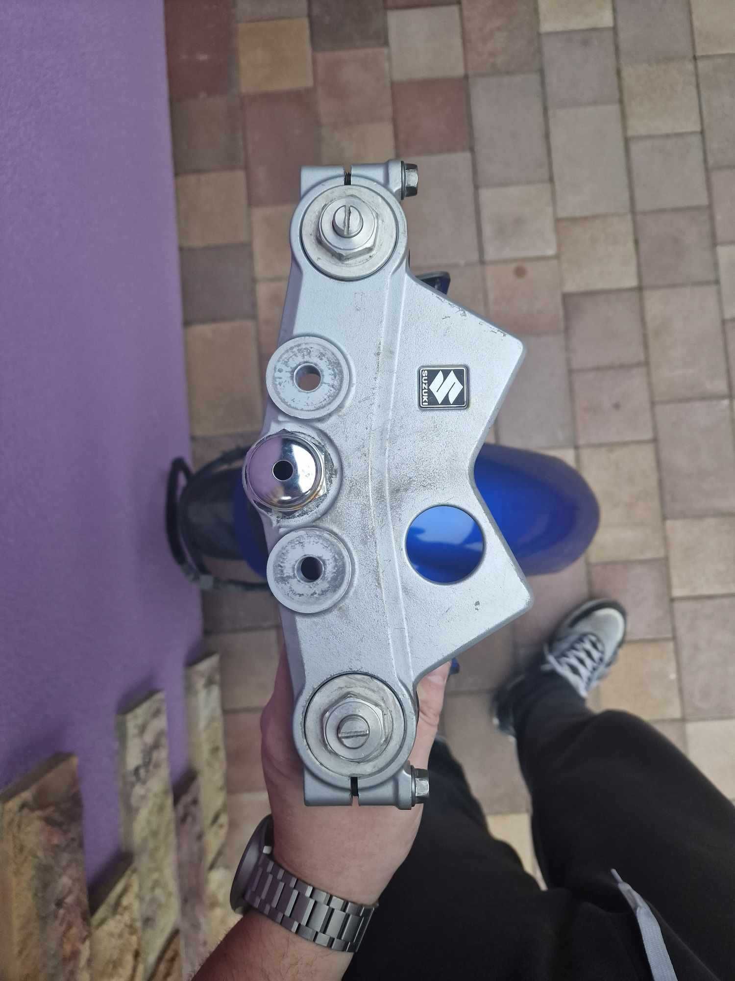 Zawieszenie przód sv650 k4